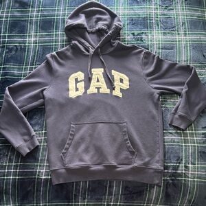 Men’s navy blue GAP logo hoodie-Size medium